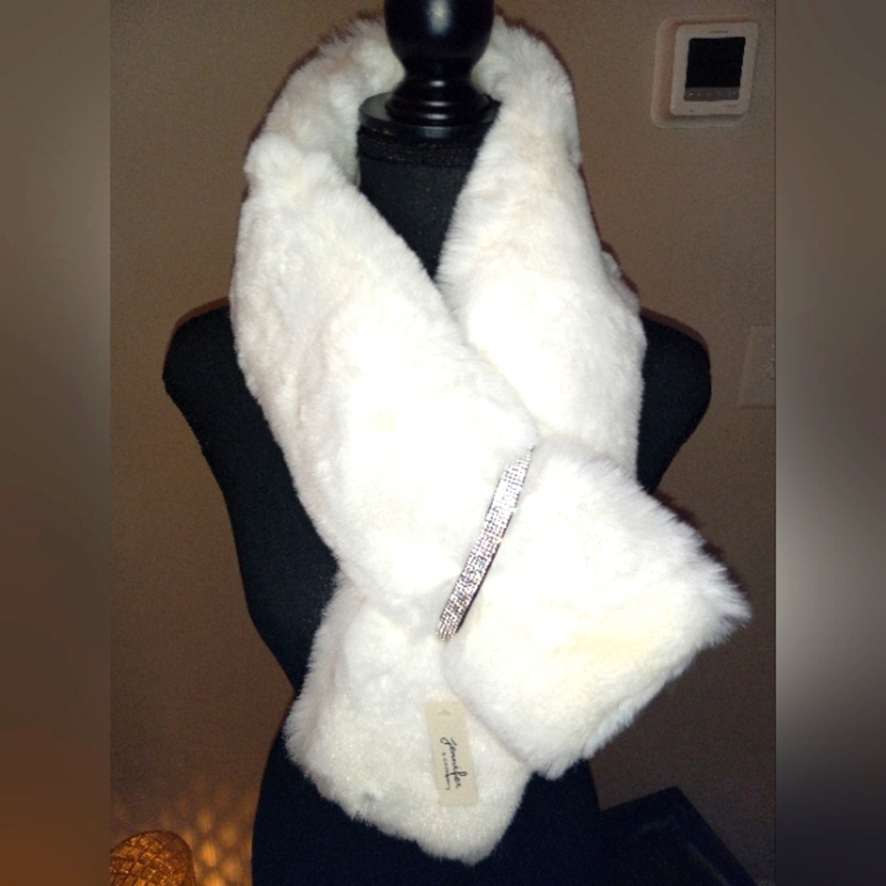 Luxury Faux Fur Neck Wrap